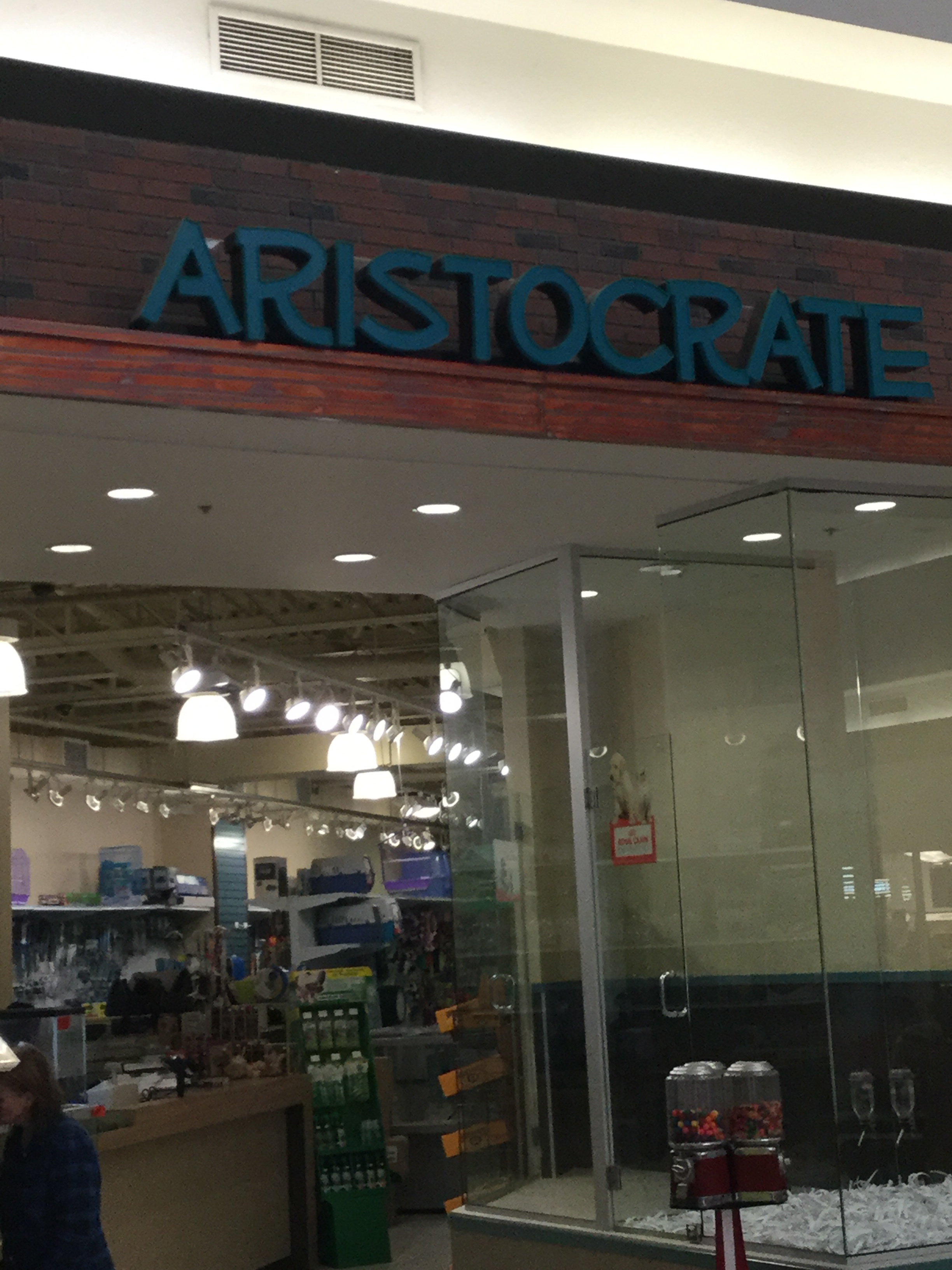 Le centre d’achats du mois Place Vertu URBANIA